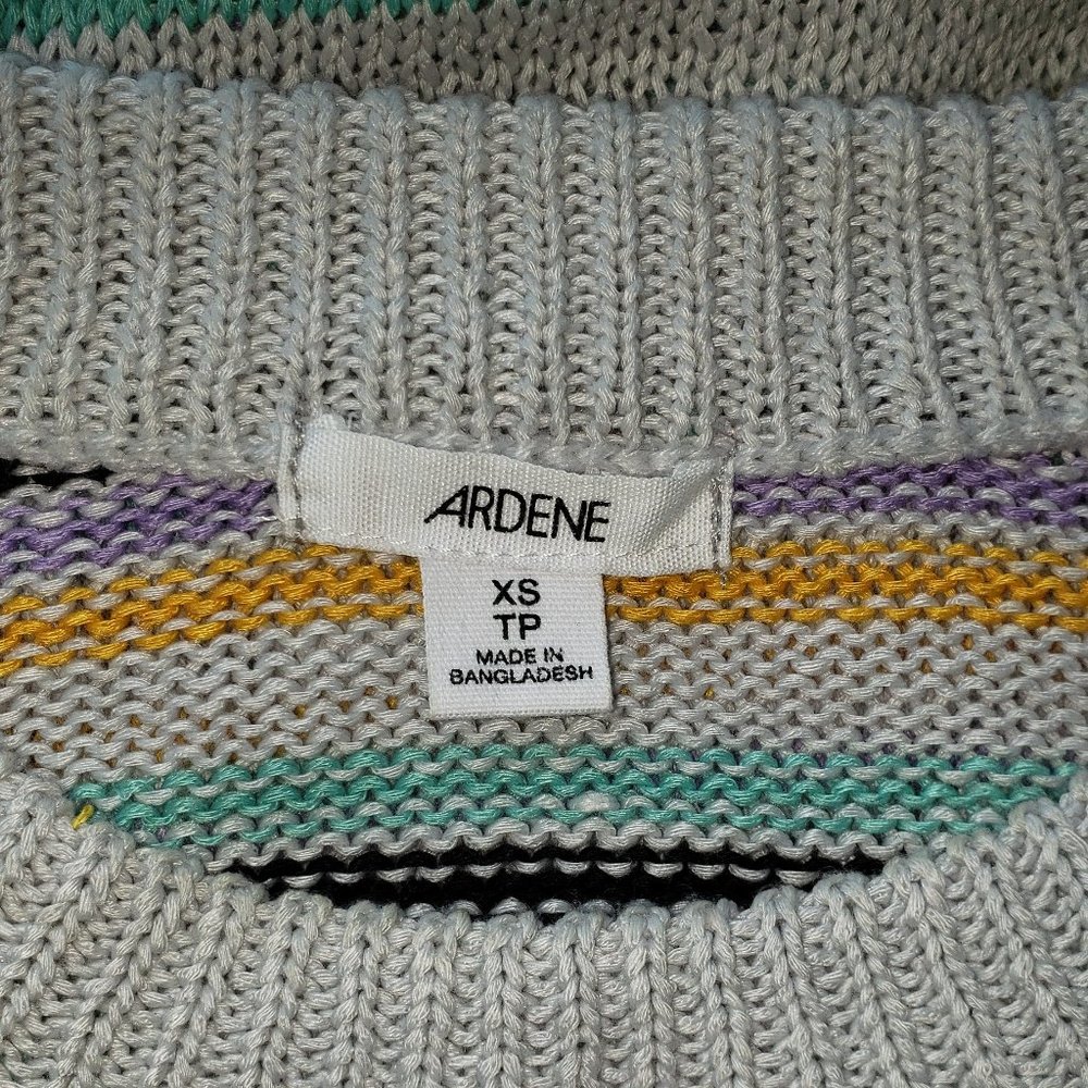 Sweater - Picture 3 of 4